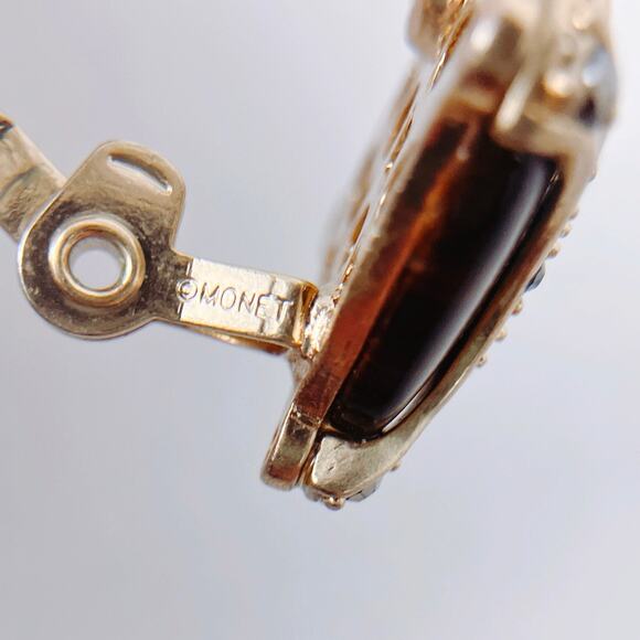 Vintage Monet Mid Century Tiger Eye Clip Earrings, Gemstone, 1960s Jewelry - Picture 10 of 11